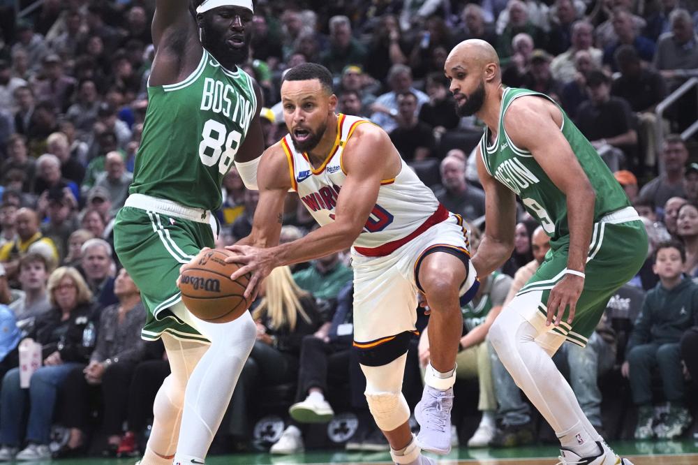 推动更多女 推动更多女