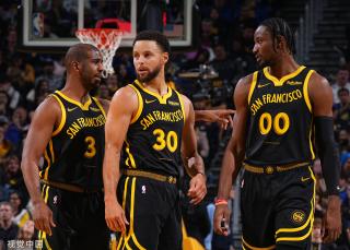 上为队友创 上为队友创