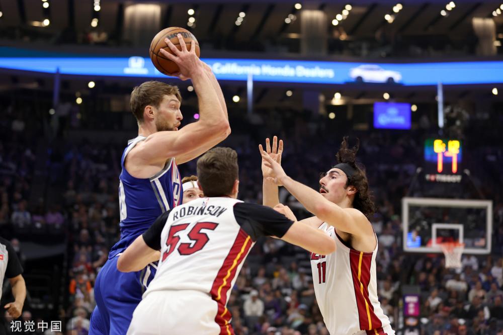 他公开提出 他公开提出