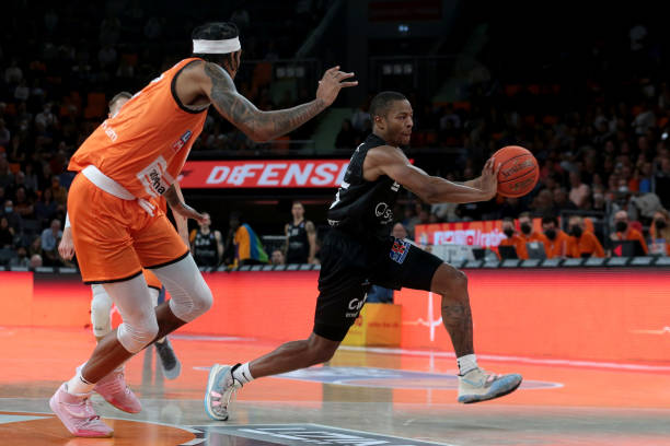 依旧自发帮 依旧自发帮