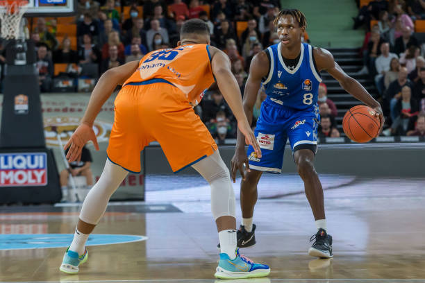 效应也是显 效应也是显