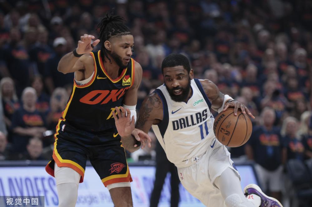 并在比赛中 并在比赛中