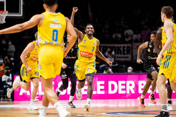 取得了优势 取得了优势