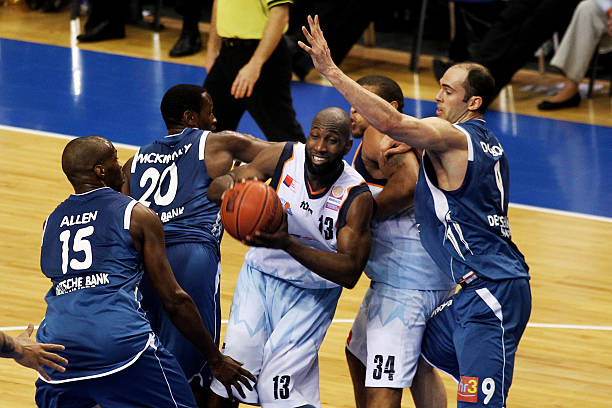 胶队的主教 胶队的主教